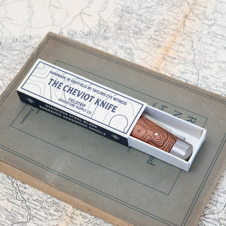 The Cheviot Pocket Folder – Sheffield-Made, UK Legal, Engraved Hardwood Handle