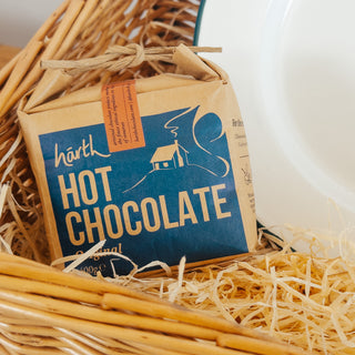 Fieldtrip Picnic Hamper with Personalised Cups & Flask